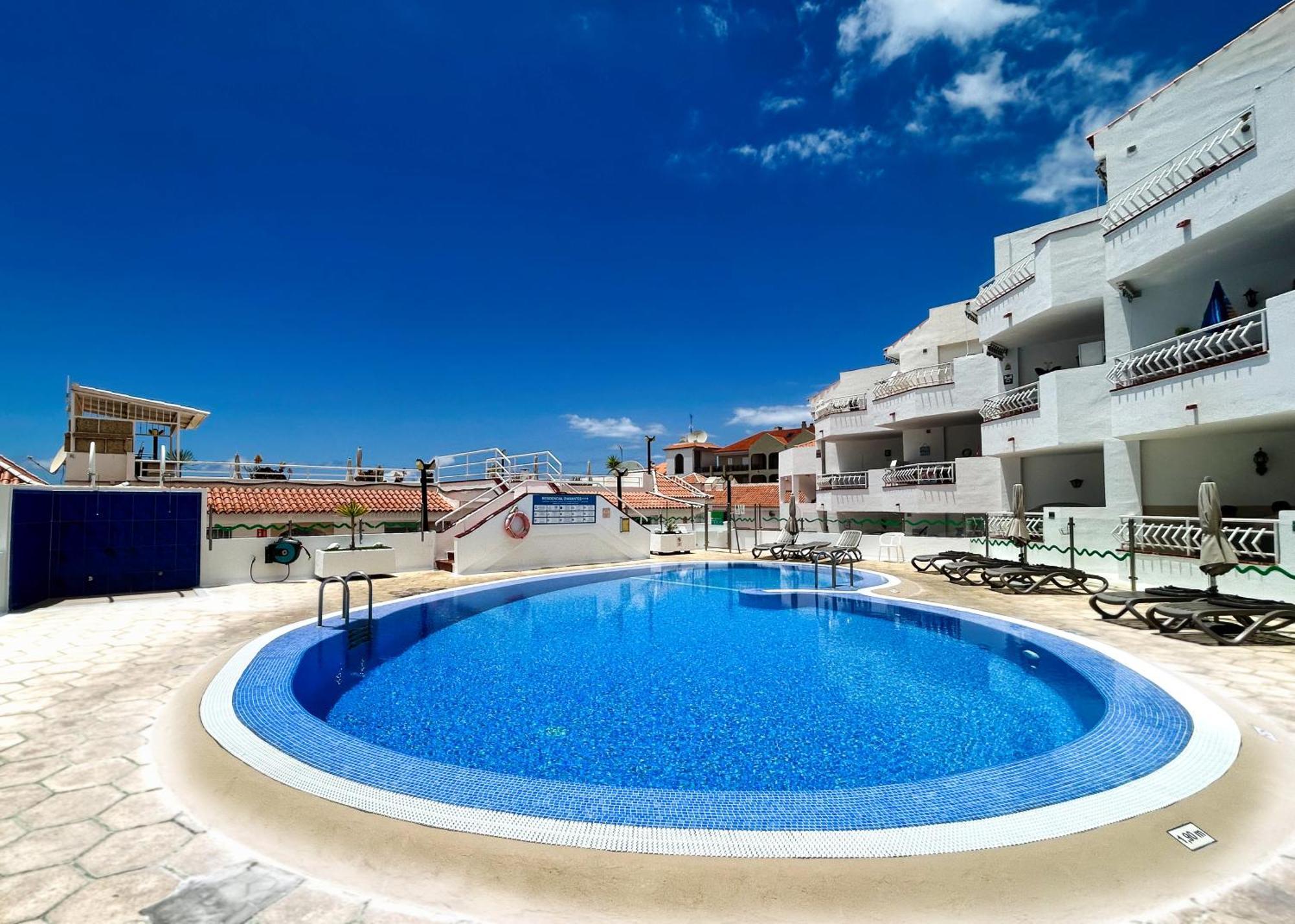 Modern Apartment, Heated Pool & 2 Terraces Los Cristianos (Tenerife) Exterior foto
